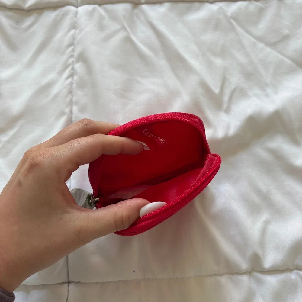 NEW Clinique Red Patent Small Round Cosmetic Makeup Bag Travel Pouch Luxury